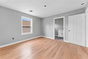 426 Public St, Providence, RI 02907 - Photo 36