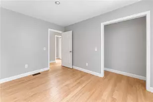 426 Public St, Providence, RI 02907 - Photo 22