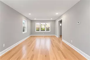 426 Public St, Providence, RI 02907 - Photo 6
