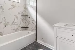 426 Public St, Providence, RI 02907 - Photo 26