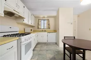 143 Hoffman Ave, Cranston, RI 02920 - Photo 8