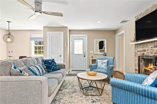 397 Gibbs Ave, Newport, RI 02840 - Photo 10