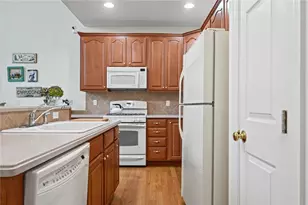 16 Starling Way, West Warwick, RI 02893 - Photo 16