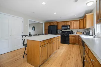 22 Breezy Knoll Road, Smithfield, RI 02828 - Photo 8