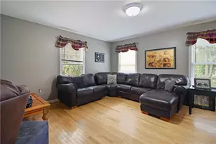 22 Breezy Knoll Rd, Smithfield, RI 02828 - Photo 16