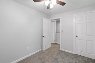 109 Olive St, Woonsocket, RI 02895 - Photo 26