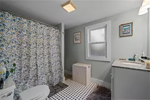 77 Garfield St, Newport, RI 02840 - Photo 26