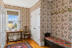 237 Williams St, Providence, RI 02906 - Photo 6