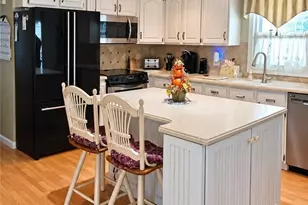 91 Flora Ave, Woonsocket, RI 02895 - Photo 6