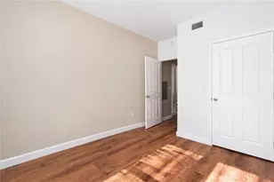 1000 Providence Pl, Providence, RI 02903 - Photo 10