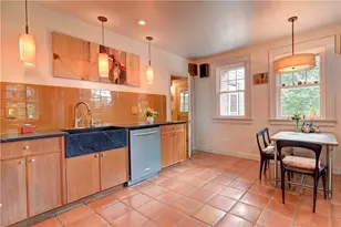 56 Windsor Rd, Cranston, RI 02905 - Photo 22