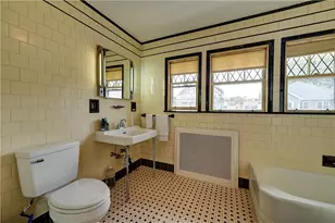 56 Windsor Rd, Cranston, RI 02905 - Photo 34