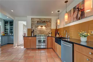 56 Windsor Rd, Cranston, RI 02905 - Photo 20
