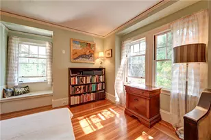 56 Windsor Rd, Cranston, RI 02905 - Photo 32