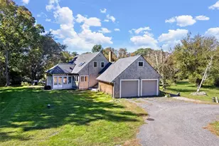 51 Burchard Ave, Little Compton, RI 02837 - Photo 4