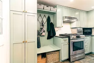 55 Miller Dr, East Providence, RI 02916 - Photo 6