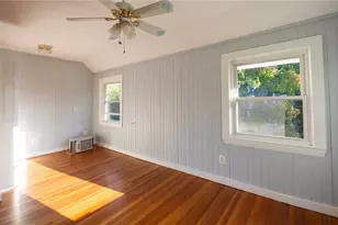 916 Bullocks Point Ave, East Providence, RI 02915 - Photo 16