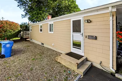 105 Curtis Street, Cranston, RI 02920 - Photo 22