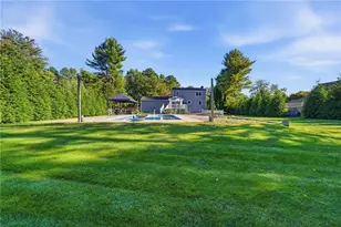 10 Circlewood Dr, Coventry, RI 02816 - Photo 10