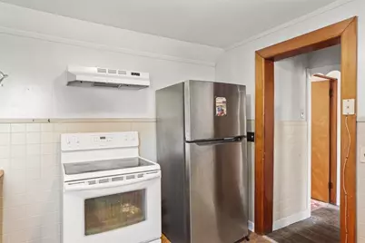 6 Shore Road, East Providence, RI 02915 - Photo 8