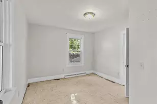 6 Shore Rd, East Providence, RI 02915 - Photo 32
