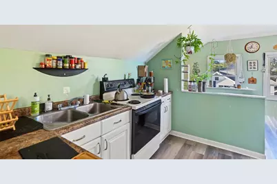 169 Tenth Street, Providence, RI 02906 - Photo 20