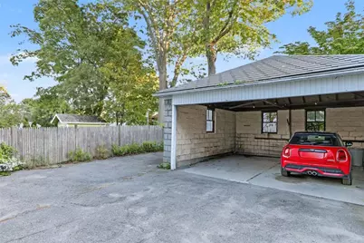 169 Tenth Street, Providence, RI 02906 - Photo 34