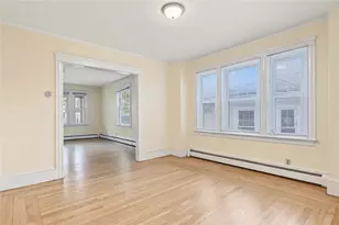 169 10th St, Providence, RI 02906 - Photo 4