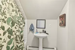 169 10th St, Providence, RI 02906 - Photo 30