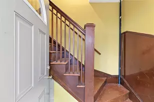 169 10th St, Providence, RI 02906 - Photo 20