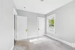 464 N Main St, Woonsocket, RI 02895 - Photo 20