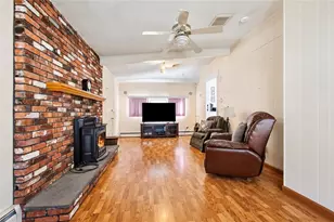 11 Hemlock Dr, Johnston, RI 02919 - Photo 4