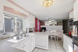 11 Hemlock Dr, Johnston, RI 02919 - Photo 8