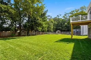 27 Melody Ln, Johnston, RI 02919 - Photo 16