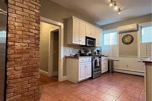 24 Third St, Newport, RI 02840 - Photo 6