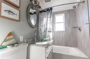 70 Carroll Ave, Newport, RI 02840 - Photo 22