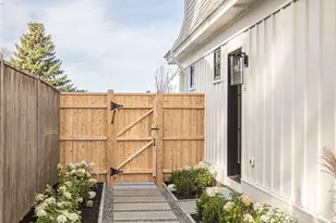 188 Allston Ave, Middletown, RI 02842 - Photo 4