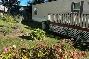 29 Park Ln, Coventry, RI 02816 - Photo 2