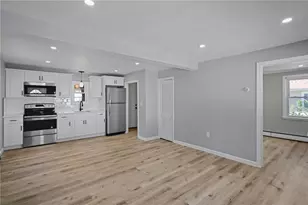 17 Padelford Ave, East Providence, RI 02915 - Photo 4
