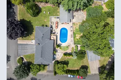 10 Sesame Street, Westerly, RI 02891 - Photo 2
