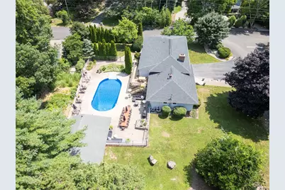 10 Sesame Street, Westerly, RI 02891 - Photo 8