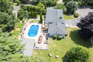 10 Sesame St, Westerly, RI 02891 - Photo 8