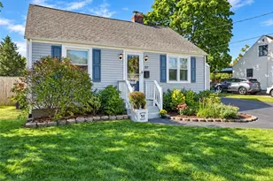 329 Maple St, Warwick, RI 02888 - Photo 30