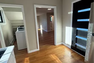 82 Middle St, East Providence, RI 02915 - Photo 10