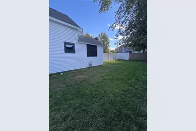 82 Middle Street, East Providence, RI 02915 - Photo 8