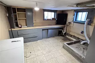 130 N County St, East Providence, RI 02914 - Photo 22