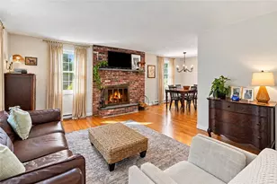 32 San Miguel Dr, Bristol, RI 02809 - Photo 4