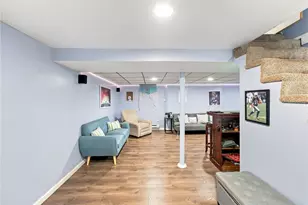 70 Overland Ave, Cranston, RI 02910 - Photo 26