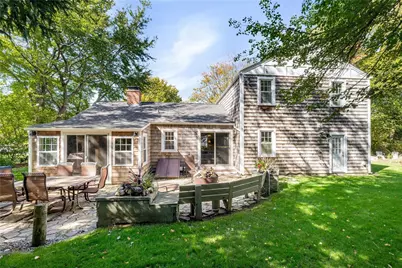 46 Channing Road, Narragansett, RI 02882 - Photo 4