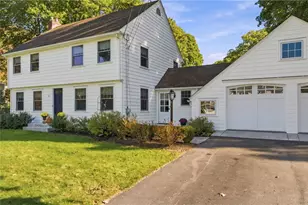 6 Newell Dr, Cumberland, RI 02864 - Photo 4
